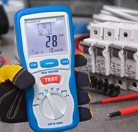 Cyfrowy tester wyłączników różnicowoprądowych, CAT III 600 V, PeakTech 2710