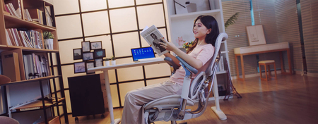 Ergonomiczny fotel biurowy Spacetronik SPRINGLE 66, czarny, rozkładany