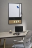 Pionowa tablica z magnesem OUTLET biała i czarna suchościeralna + korkowa 600x900 mm z uchwytem na pisaki