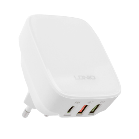 Super szybka biała ładowarka LDNIO Q334 32W 3 porty USB PD+QC4.0