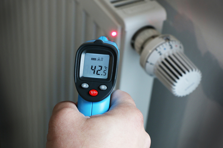 Pirometr Laserowy Bezkontaktowy Termometr -50 do 400°C PeakTech 4935