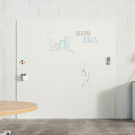 Lakierowana magnetyczna tablica do pisania 75x115cm mocowana na magnes