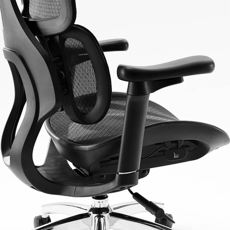 Ergonomiczny, czarny fotel biurowy do biurka - REGULACJA 4D - Spacetronik SPRINGLE 22