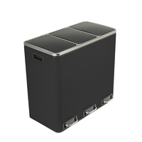 Kosz na śmieci metalowy trzykomorowy czarny