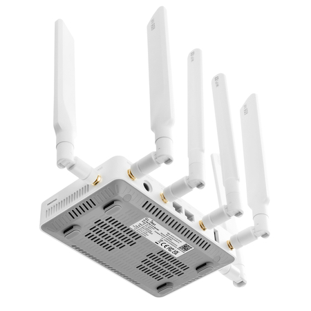 Zestaw Router 5G Wi-Fi 6 AX3000 GL-X3000 Spitz oraz antena panelowa Poynting XPOL-24-V1-01 4x4 SMA 5m