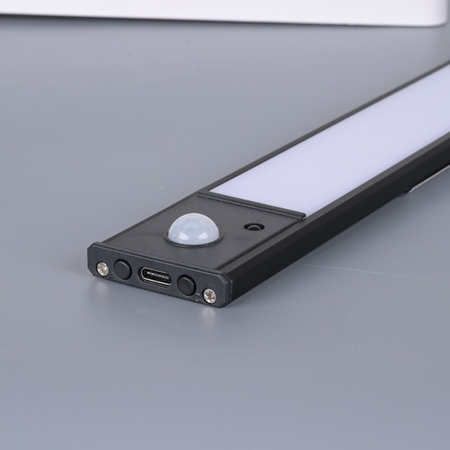 Bezprzewodowa lampa LED Czujnik ruchu 80cm Czarny Outlet B