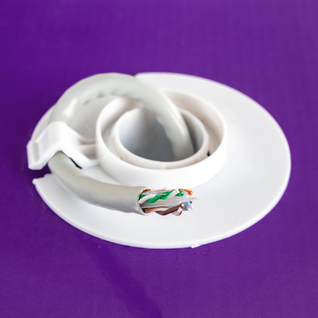 Skrętka kabel LAN CAT6 U/UTP AWG 24/1 Spacetronik 305m