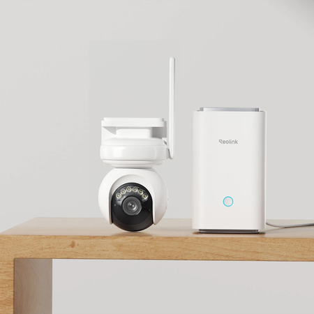Kamera zewnętrzna 4K Reolink Altas PT Ultra WiFi biała