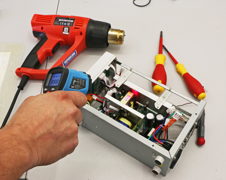 Pirometr Laserowy Bezkontaktowy Termometr -50 do 400°C PeakTech 4935