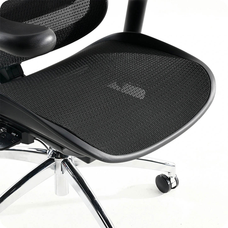 Ergonomiczny fotel biurkowy 6D Spacetronik DORIS 40 czarny z regulowanym zagłówkiem i podłokietnikami