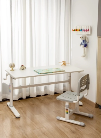 Biurko dziecięce z regulacją wysokości blatu Spacetronik XD SPE-X103WW 120x60 cm OUTLET