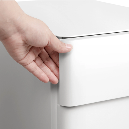 Zestaw do nowoczesnego biura: biurko elektryczne + fotel + szafka