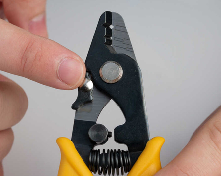 Nożyce do przewodów światłowodowych trójotworowe JONARD TOOLS JIC-375