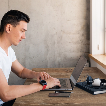 Czarne biurko elektryczne Spacetronik SPE-152B z blatem 138×68 Drewno retro