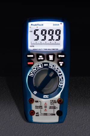 PeakTech 3444 TruRMS IP67 LCD-Digitalmultimeter