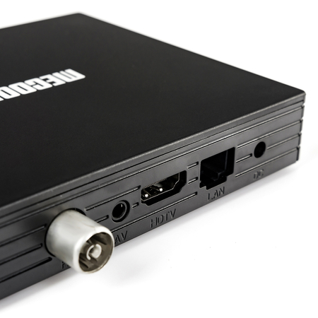 OUTLET Android TV BOX MECOOL KT1 DVB-T2/C 4K Android 10 WiFi REFURBISHED